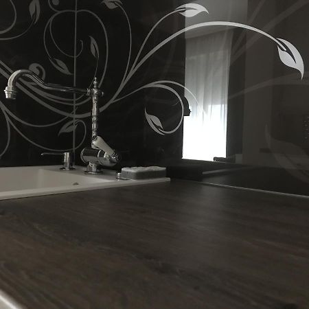 Lux New White Apartment 诺威萨 外观 照片