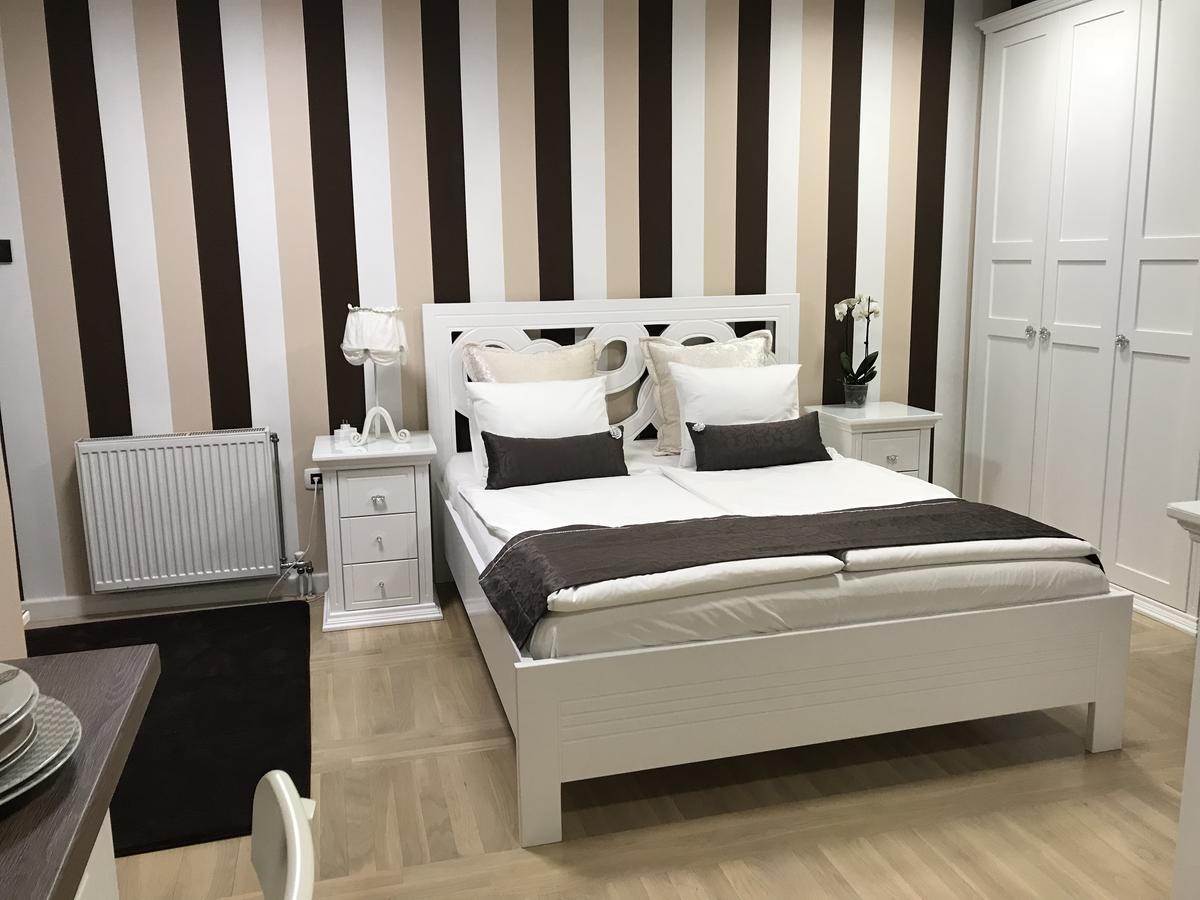 Lux New White Apartment 诺威萨 外观 照片